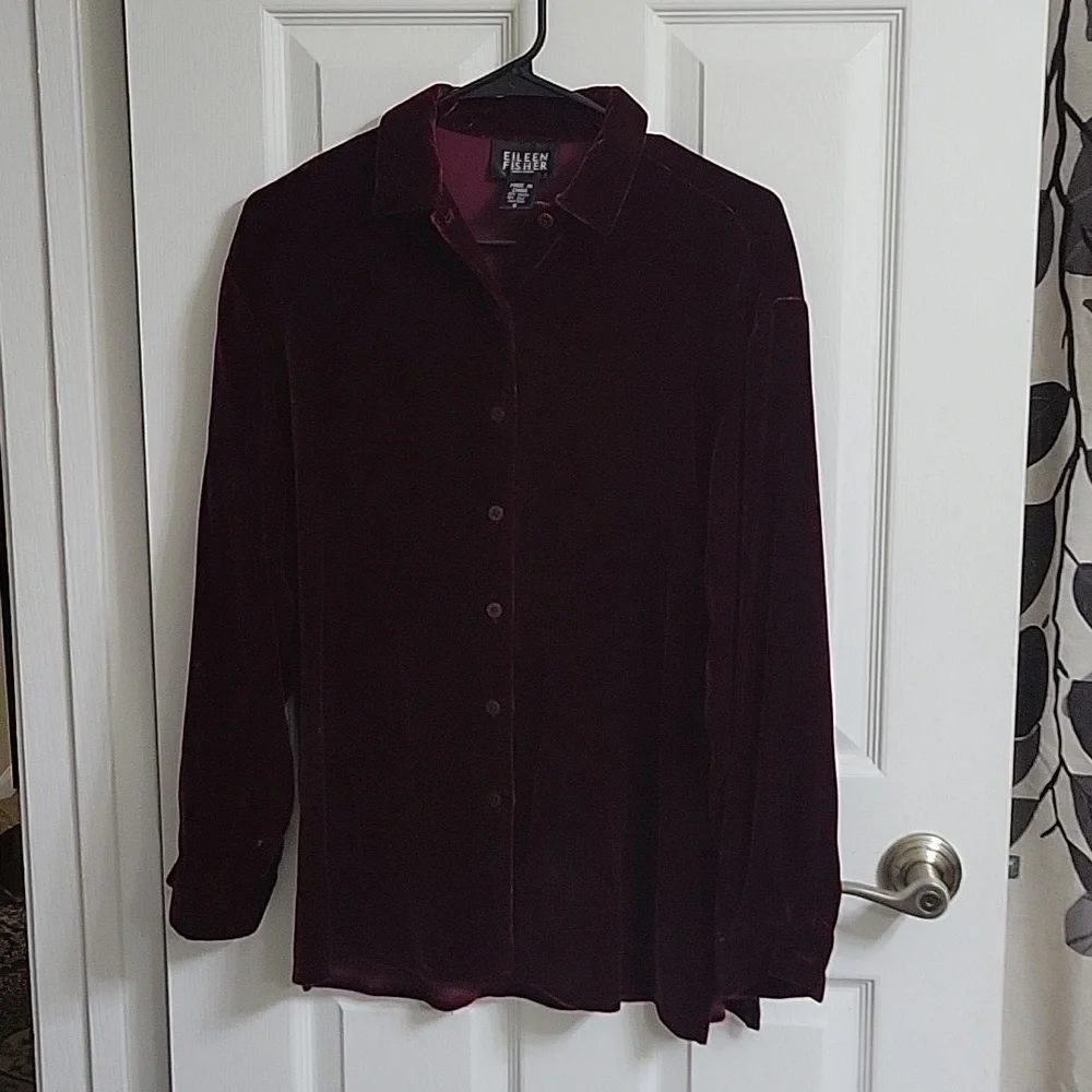 Eileen Fisher Deep Wine Burgundy Red Velvet Silk Blouse, Size S - Picture 1 of 8